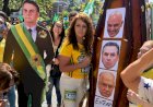 Manifestantes a favor de Bolsonaro carregam faixas com frases antidemocráticas no 7 de Setembro
