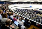 Parlamento Europeu diz que Bolsonaro “instrumentalizou” atos golpistas e aprova resolução