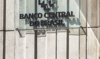 O Banco Central abandona o Brasil e desiste do crescimento