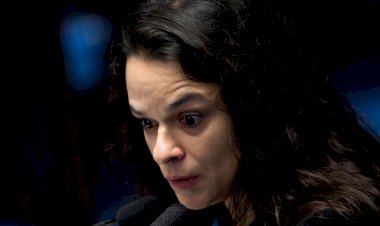 Janaina confessa o fracasso do golpe: