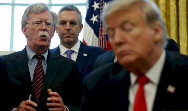 Trump disse que seria “cool” invadir Venezuela e pediu ajuda a Xi Jinping para se reeleger, segundo Bolton