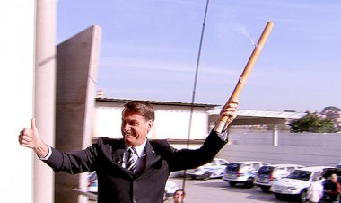 Atitude antiliberal de Bolsonaro mostra fraqueza de candidatos de centro