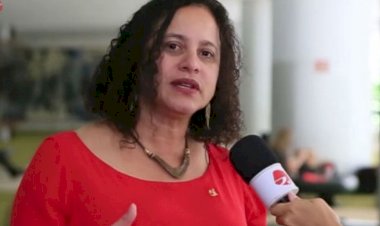 Luciana Santos rechaça declarações autoritárias de Eduardo Bolsonaro