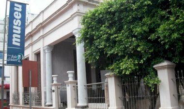 UM SILÊNCIO COMPROMETEDOR PARA A CULTURA
