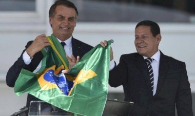 Militares, empresários e políticos conspiram para tirar Bolsonaro das eleições