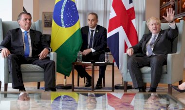 Tabloides britânicos criticam encontro de Boris Johnson e Bolsonaro
