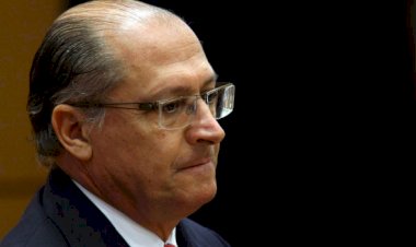 Alckmin cita filósofo admirado por Olavo de Carvalho em filiação a PSB
