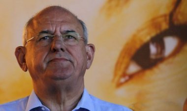 Nelson Jobim consulta generais para saber se Lula conseguirá tomar posse