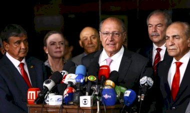 Transição inchada revela dificuldade que Lula deve enfrentar para compor governo