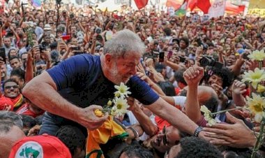 Os recados de Lula para o mercado e para os golpistas das manifestações