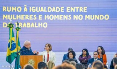 Sancionada lei de igualdade salarial entre mulheres e homens