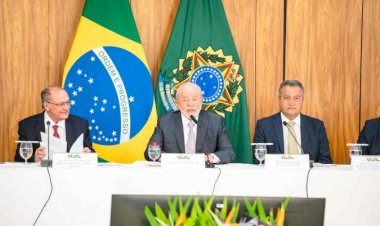Primeira vez que será feita uma reforma tributária na democracia, diz Lula