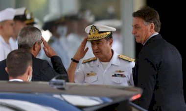 Saiba quem é Almir Garnier, comandante da Marinha no governo Bolsonaro que teria aceitado dar golpe