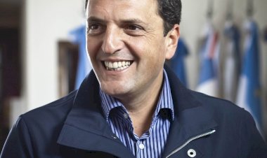 Vencedor do 1º turno, Massa defende unidade nacional por mais educação, indústria e renda aos argentinos