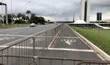 “O governo hoje está cercado. O poder é do mercado”, diz Belluzzo