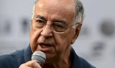 “Não é possível gastar quase metade dos recursos governamentais em juros. Isso tem que acabar”, diz Estrella
