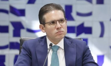 Hugo Motta ressuscita três fantasmas e prova que não tem condições de presidir a Câmara