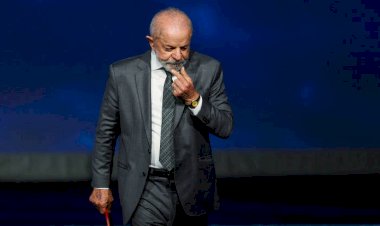 A autocrítica de Lula e a defesa da democracia