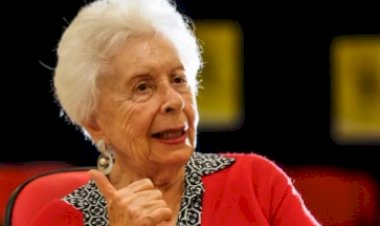 Clara Charf, Presente!