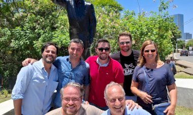 FOI INAUGURADA: Estátua em homenagem ao ex-presidente João Goulart