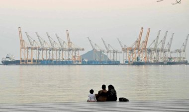 Petróleo dispara após ataques de EUA e Israel ao Irã e atinge maior valor em 8 meses