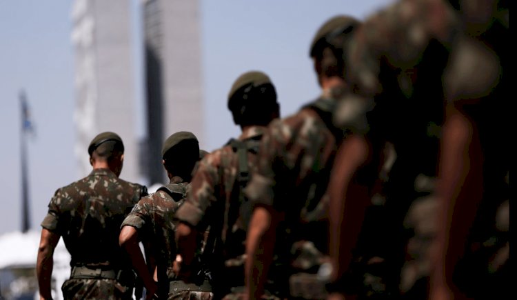 Intervenção militar: entenda o que é e quais os riscos no Brasil