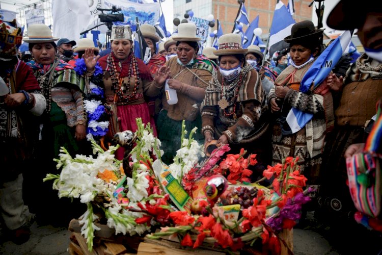 Bolívia realiza sua primeira eleição presidencial sem Evo Morales em mais de 20 anos