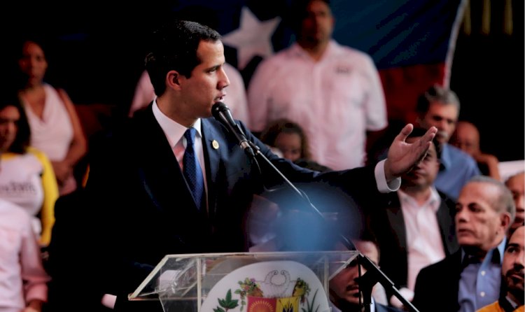 Opinião: A Europa, os Estados Unidos e a Venezuela — quem era mesmo Juan Guaidó?