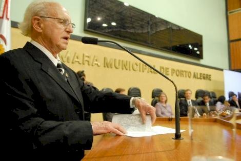 O INSTITUTO PRESIDENTE JOÃO GOULART HOMENAGEIA O GRANDE NEY ORTIZ BORGES QUE NOS DEIXOU HOJE.