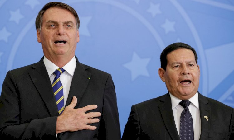 ‘Carta renúncia de Bolsonaro já está sendo negociada nos bastidores’