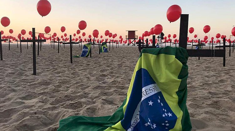 Renan sobre silêncio de Bolsonaro diante de 500 mil mortes: “Diz muita coisa sobre seu caráter”