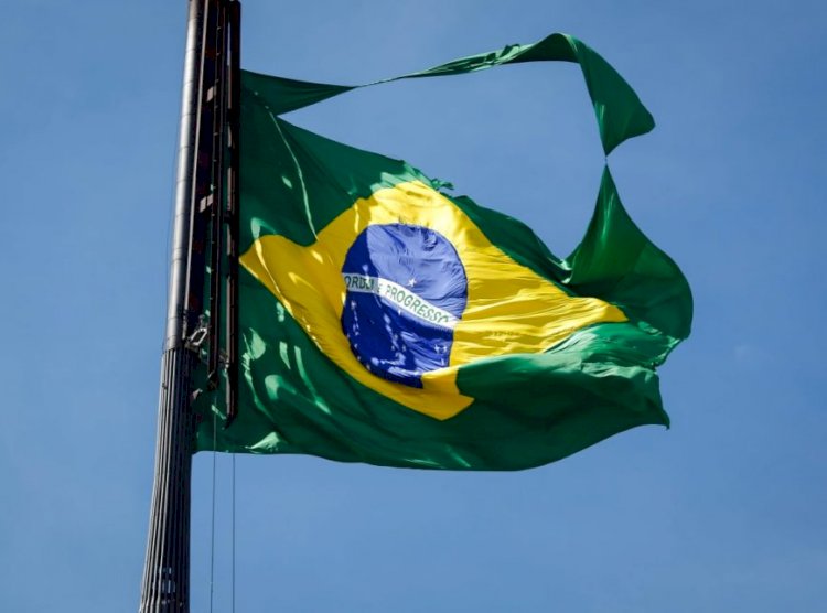 Brasil chega a 500 mil mortes pela covid-19