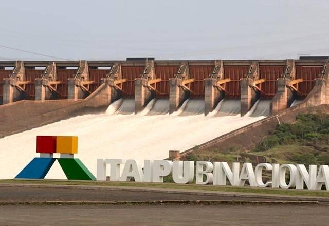 Governo cria estatal para administrar Itaipu e usinas nucleares