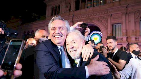 Malestar de Bolsonaro con Alberto Fernández por el acto con Lula: decidió que la cumbre de presidentes del Mercosur sea virtual