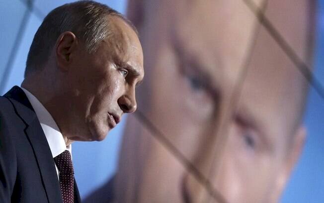 Exigências sobre a Ucrânia não são negociáveis, diz Putin