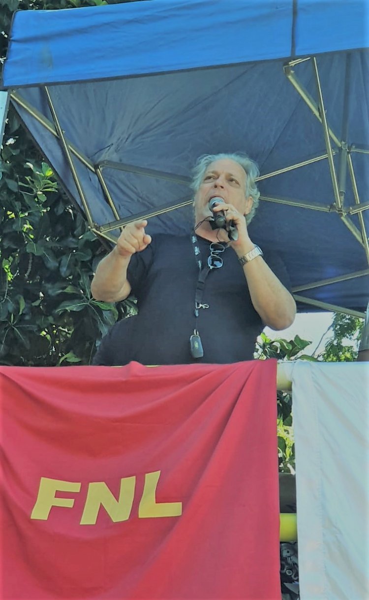 João Vicente Goulart discursa em Brasilia em homenagem ao dia dos trabalhadores