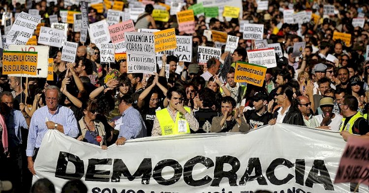 ‘Grupos tentam violar democracia com suposta liberdade de expressão’, diz procurador