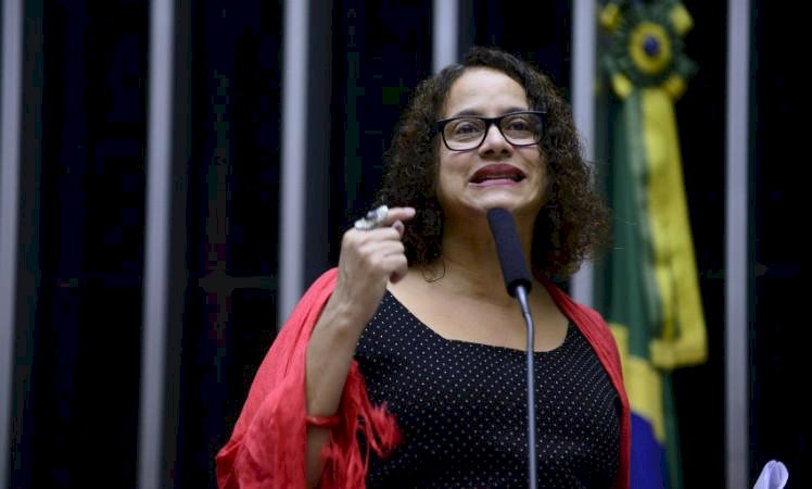 Mesmo com federação, PT e PCdoB indicam candidatos diferentes para mesma vaga ao Senado e esperam palavra final do PSB