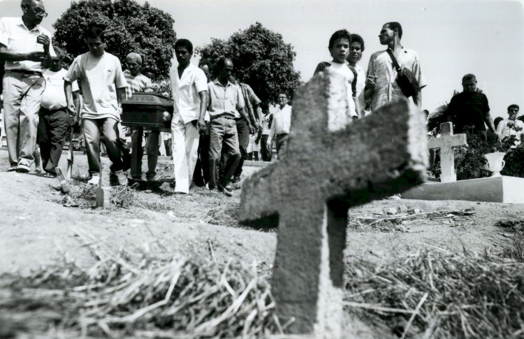 A CHACINA SEM CAPUZ E A ESTATIZAÇÃO DAS MORTES