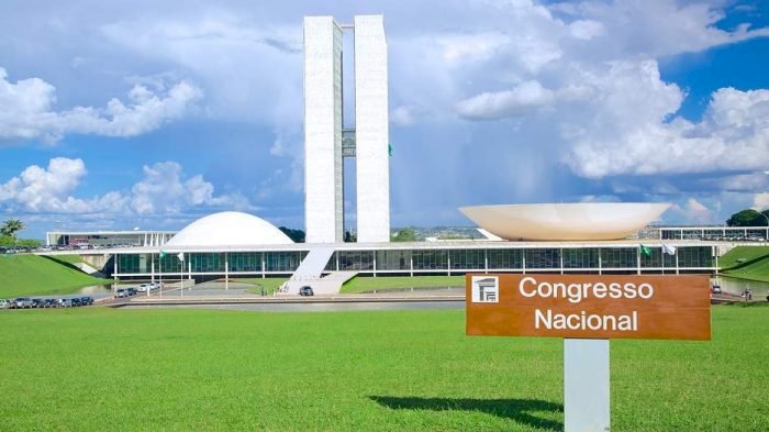 Senadores eleitos pelo PL podem ter força para ameaçar STF