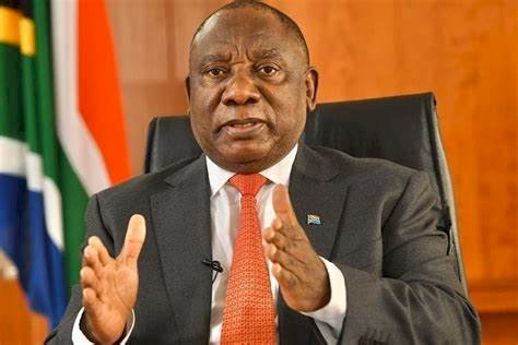 África do Sul: aumentam demandas para renúncia do presidente após prova de roubo