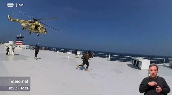 China preocupada com a escalada do conflito no Mar Vermelho