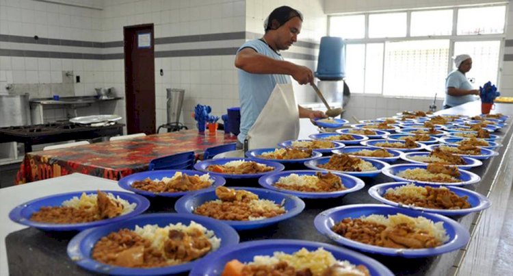 Governo de Ricardo Nunes proíbe crianças de repetir a merenda nas escolas