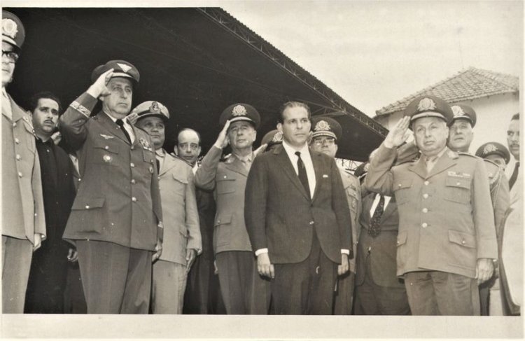 As revoltosas águas de março de 1964