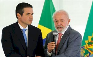 Motta pressiona Fazenda por revisão no IOF, sob risco de que Congresso derrube aumento