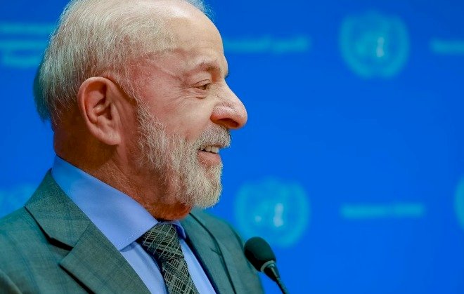 Aprovação do governo Lula cresce e chega a 50%, superando rejeição, mostra pesquisa