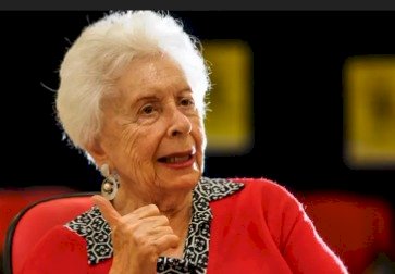 Clara Charf, Presente!