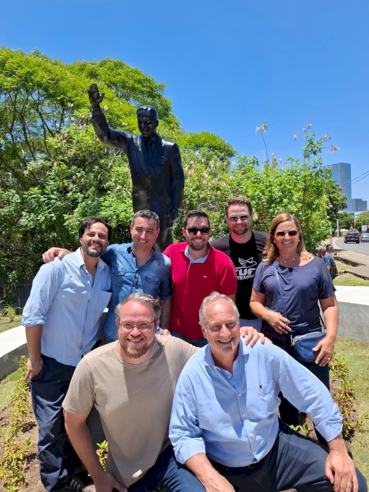 FOI INAUGURADA: Estátua em homenagem ao ex-presidente João Goulart