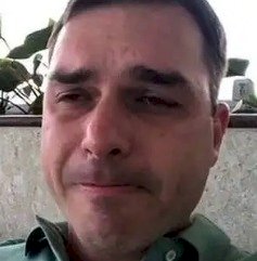 Escândalo trouxe a público toda a podridão bolsonarista e detonou candidatura de Flávio